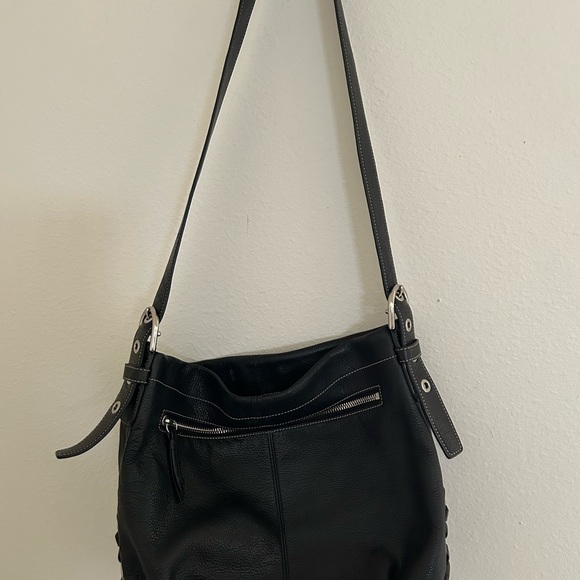 Coach Dark Navy Leather Bag with Light Blue Interior - Picture 3 of 7